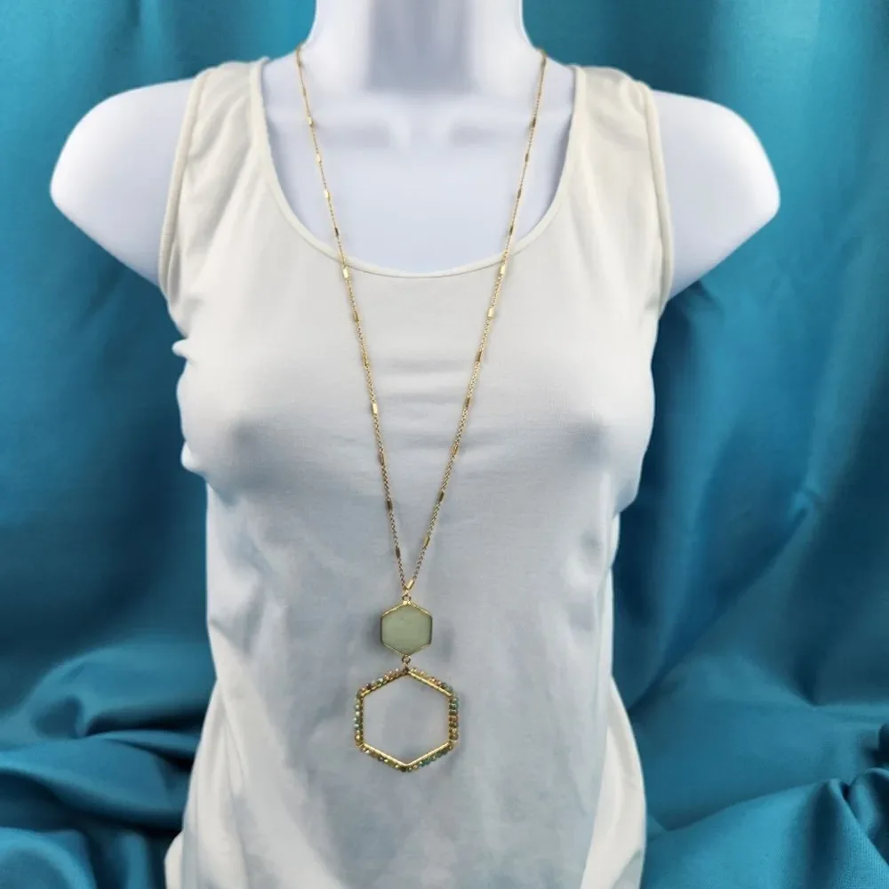 🩵NWT Palmetto Moon Mint Necklace & Earring Set